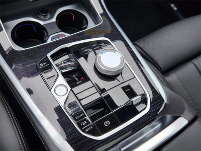 2026 BMW X7 xDrive40i Sports Activity Vehicle