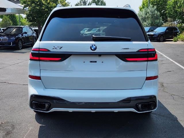 2027 BMW X7 xDrive40i Sports Activity Vehicle