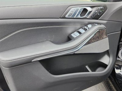 2026 BMW X7 xDrive40i Sports Activity Vehicle