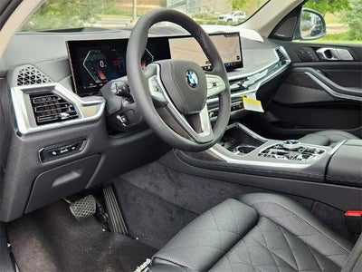 2026 BMW X7 xDrive40i Sports Activity Vehicle