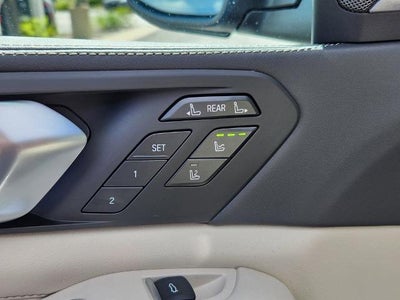 2027 BMW X7 xDrive40i Sports Activity Vehicle