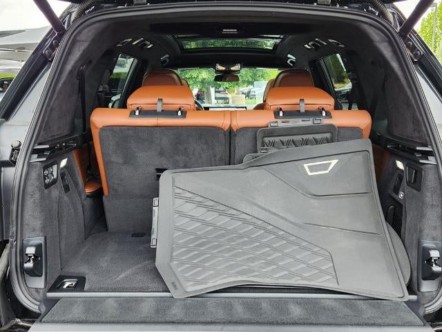 2026 BMW X7 M60i Sports Activity Vehicle