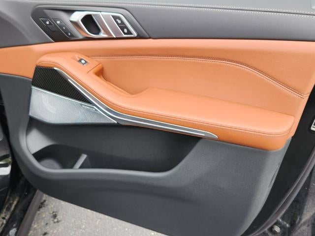 2026 BMW X7 M60i Sports Activity Vehicle
