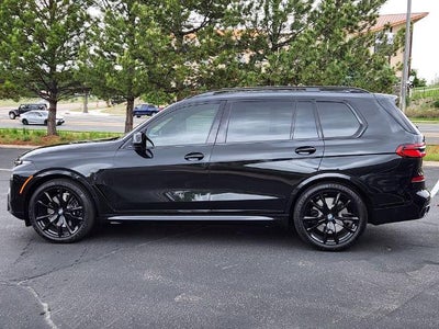 2026 BMW X7 M60i Sports Activity Vehicle