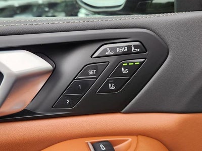 2026 BMW X7 M60i Sports Activity Vehicle