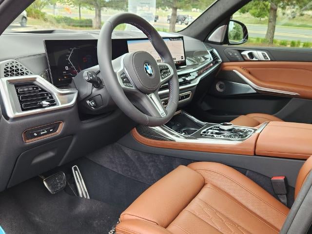 2026 BMW X7 M60i Sports Activity Vehicle
