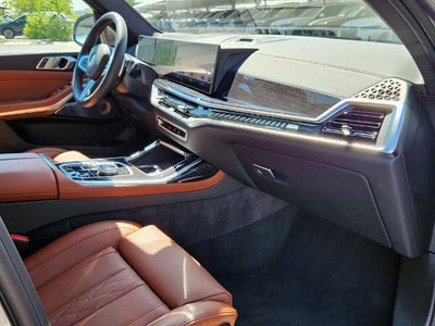 2025 BMW X7 M60i Sports Activity Vehicle