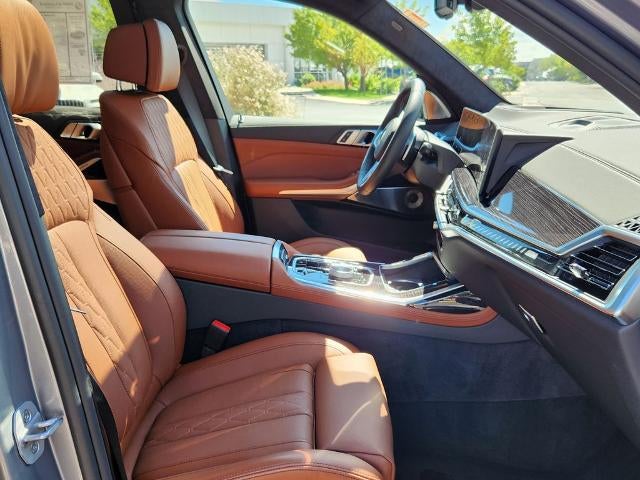 2025 BMW X7 M60i Sports Activity Vehicle