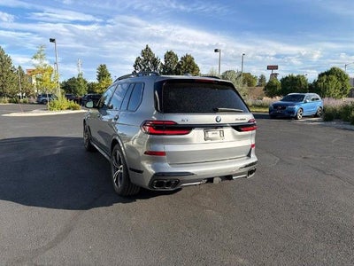 2025 BMW X7 M60i Sports Activity Vehicle