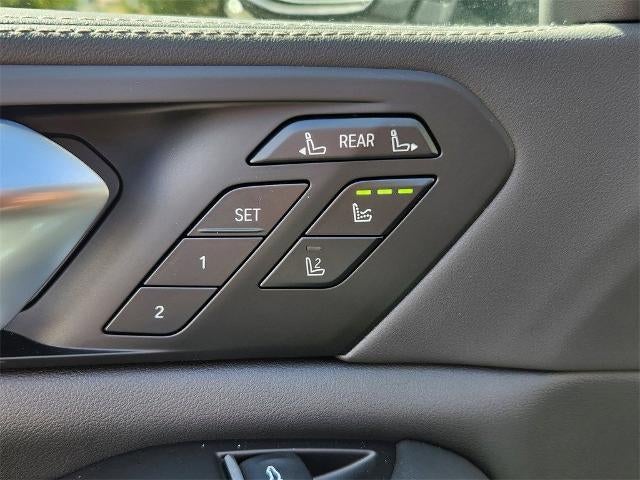 2026 BMW X7 M60i Sports Activity Vehicle