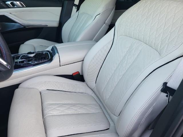 2026 BMW X7 M60i Sports Activity Vehicle