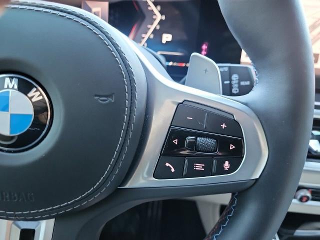 2026 BMW X7 M60i Sports Activity Vehicle