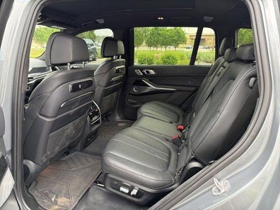 2025 BMW X7 M60i Sports Activity Vehicle