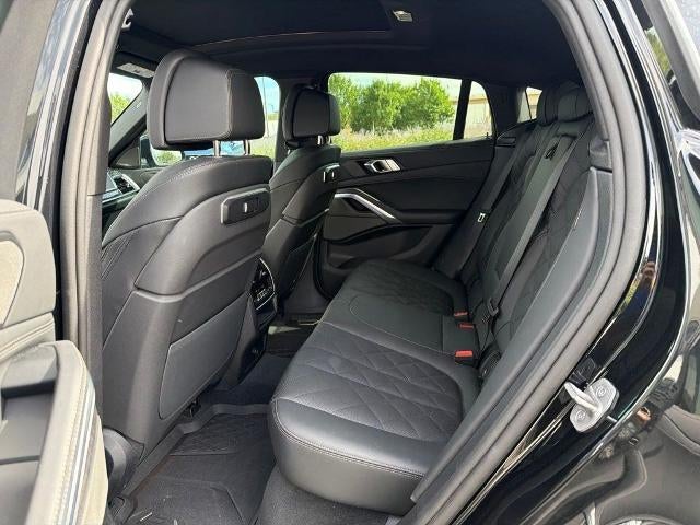 2025 BMW X6 xDrive40i Sports Activity Coupe