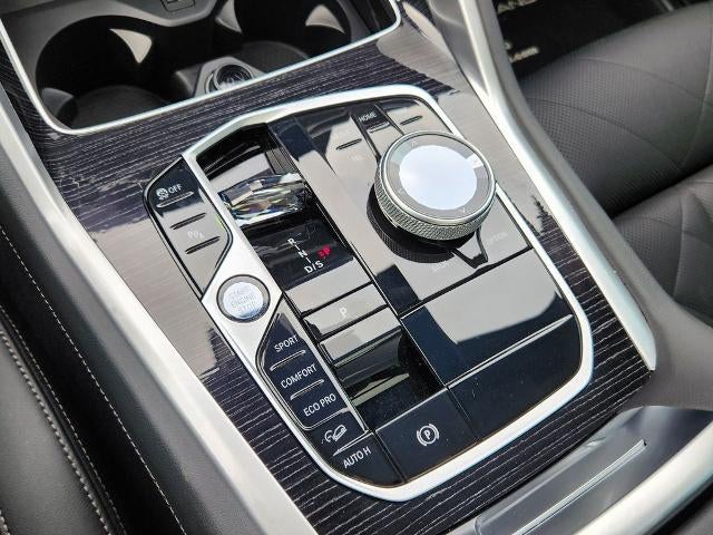 2025 BMW X6 xDrive40i Sports Activity Coupe
