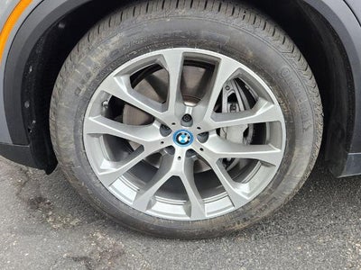 2025 BMW X5 xDrive50e Plug-In Hybrid