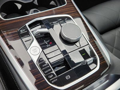 2025 BMW X5 xDrive50e Plug-In Hybrid