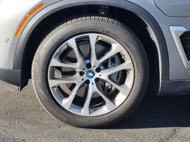 2025 BMW X5 xDrive50e Plug-In Hybrid