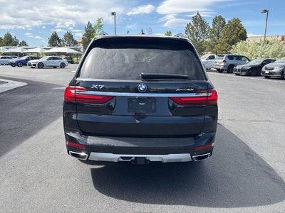 2022 BMW X7 xDrive40i Sports Activity Vehicle