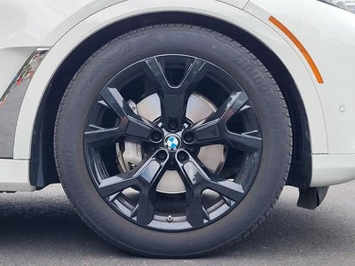 2022 BMW X7 xDrive40i Sports Activity Vehicle