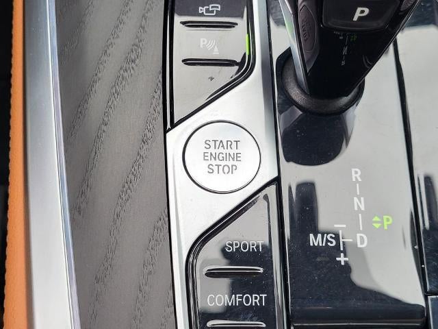 2022 BMW X7 xDrive40i Sports Activity Vehicle