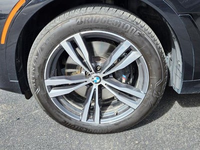 2022 BMW X7 M50i Sports Activity Vehicle