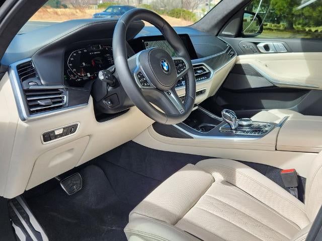 2022 BMW X7 M50i Sports Activity Vehicle