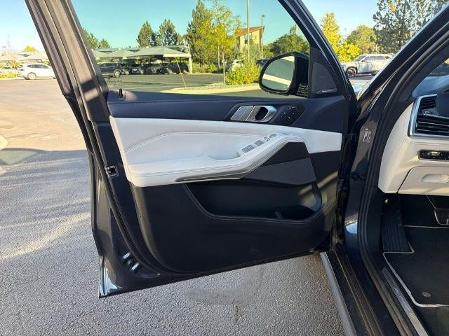 2022 BMW X7 ALPINA XB7 Sports Activity Vehicle
