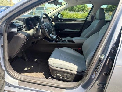 2022 Kia K5 EX
