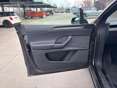 2022 Tesla Model X Base