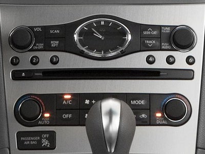 2013 INFINITI G37 Sedan x