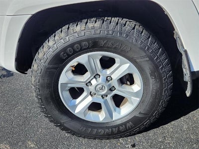 2020 Toyota 4Runner SR5