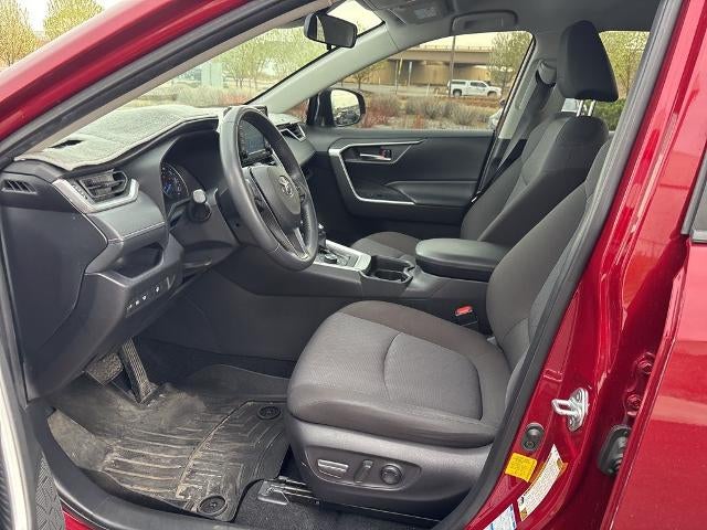 2020 Toyota RAV4 Hybrid XLE