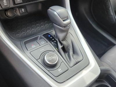 2020 Toyota RAV4 Hybrid XLE
