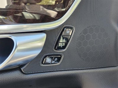 2018 Volvo S90 Momentum