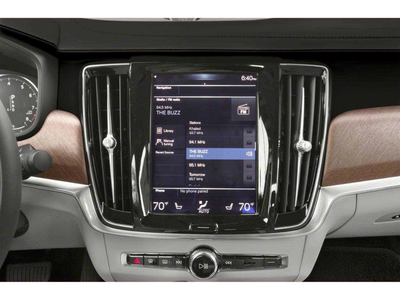 2018 Volvo S90 Momentum