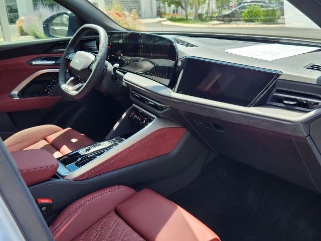 2025 Audi SQ5 Prestige