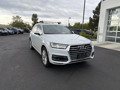2019 Audi Q7 Prestige
