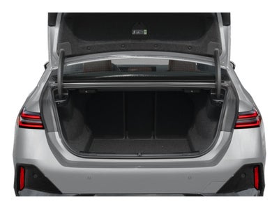 2025 BMW 550e xDrive Sedan