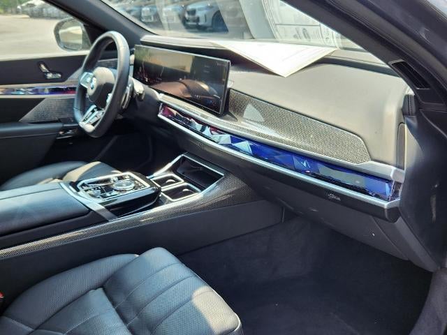 2025 BMW 760i xDrive Sedan