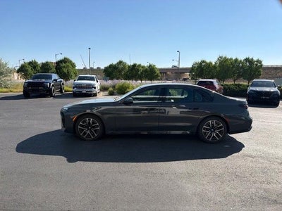 2025 BMW 760i xDrive Sedan