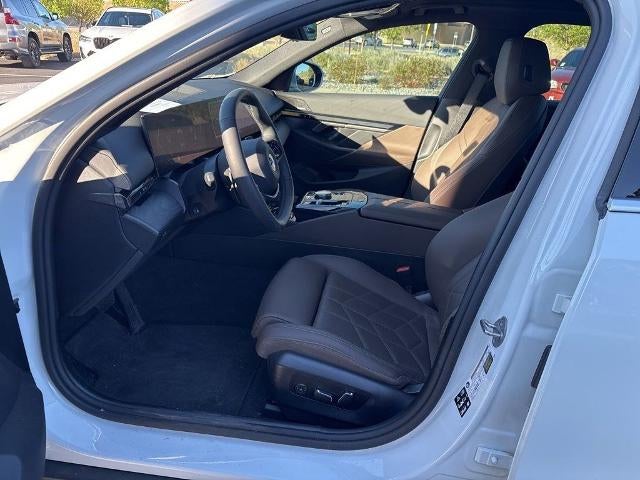 2024 BMW 540i xDrive Sedan