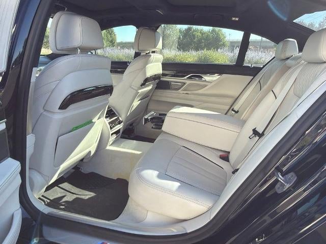 2019 BMW 750i xDrive Sedan