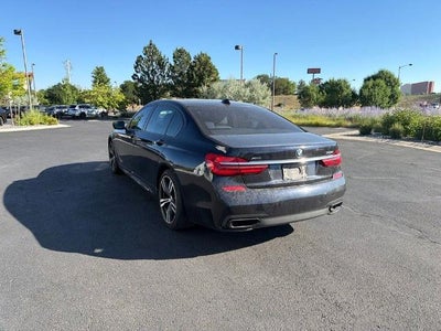 2019 BMW 750i xDrive Sedan