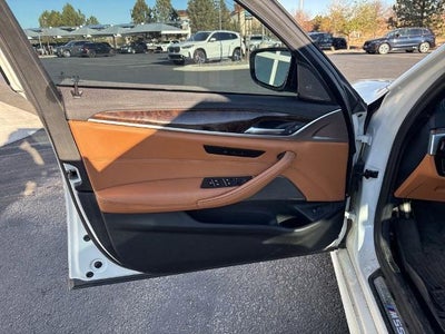 2020 BMW M550i xDrive Sedan