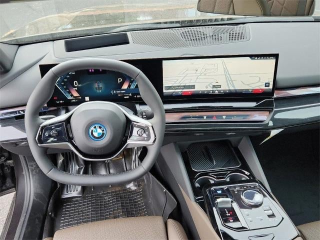 2025 BMW i5 eDrive40