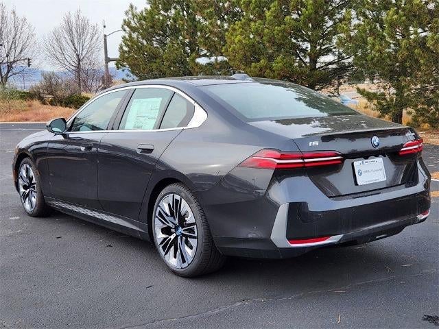 2025 BMW i5 eDrive40