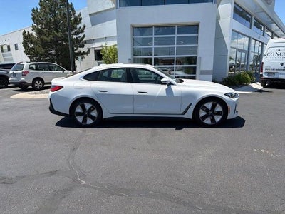 2025 BMW i4 xDrive40