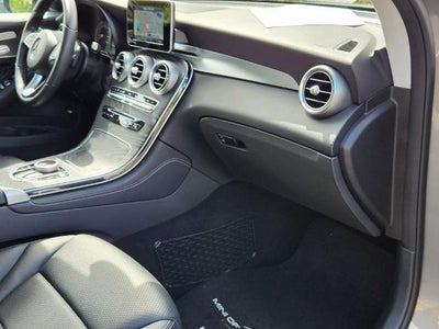 2017 Mercedes-Benz GLC 300