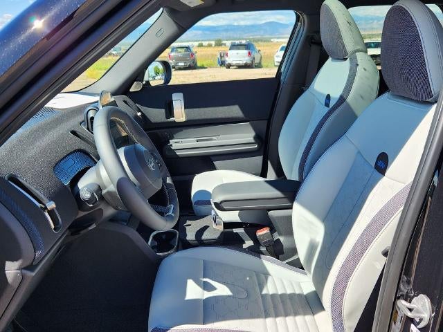 2027 MINI Cooper S Countryman ALL4 Base